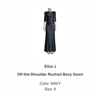 Eliza J navy sz 6 gown ruched
